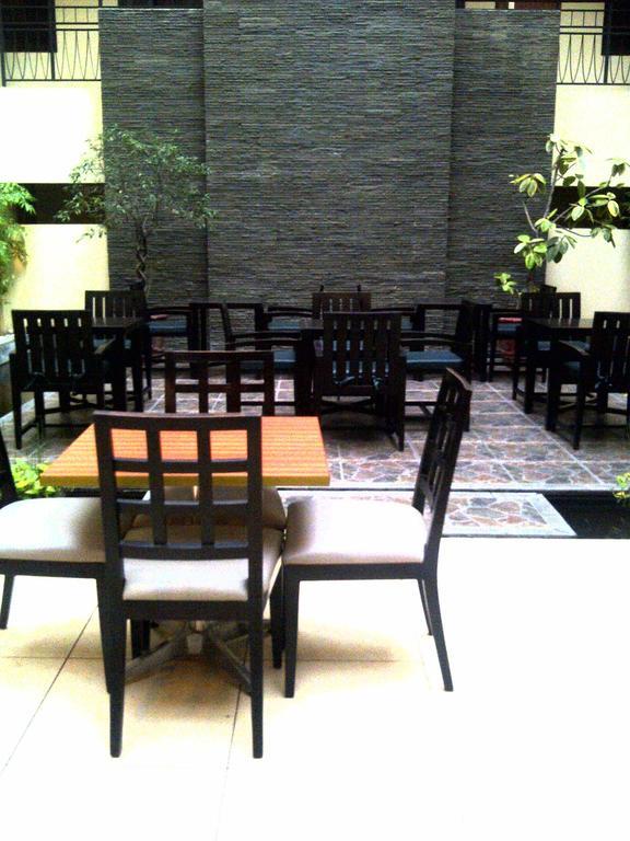 Rota International Hotel Jakarta Luaran gambar