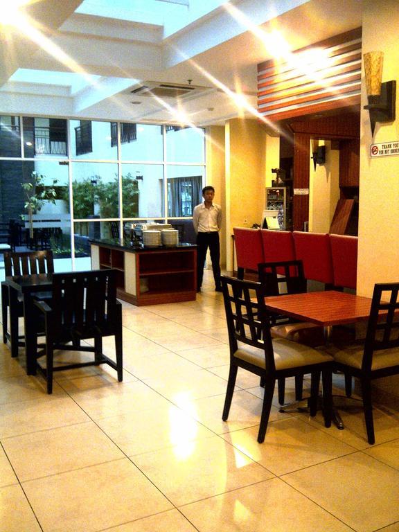 Rota International Hotel Jakarta Luaran gambar