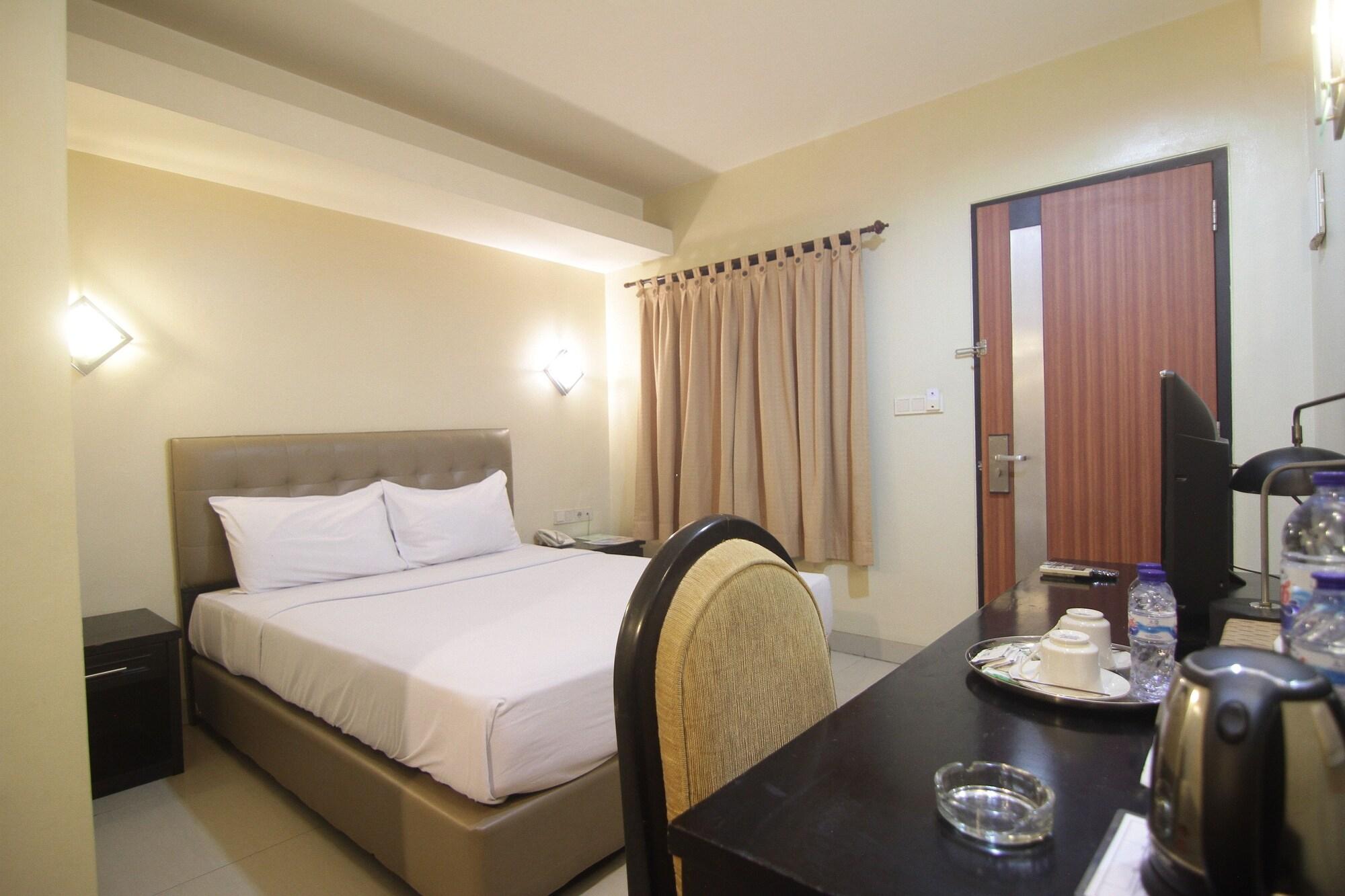 Rota International Hotel Jakarta Luaran gambar