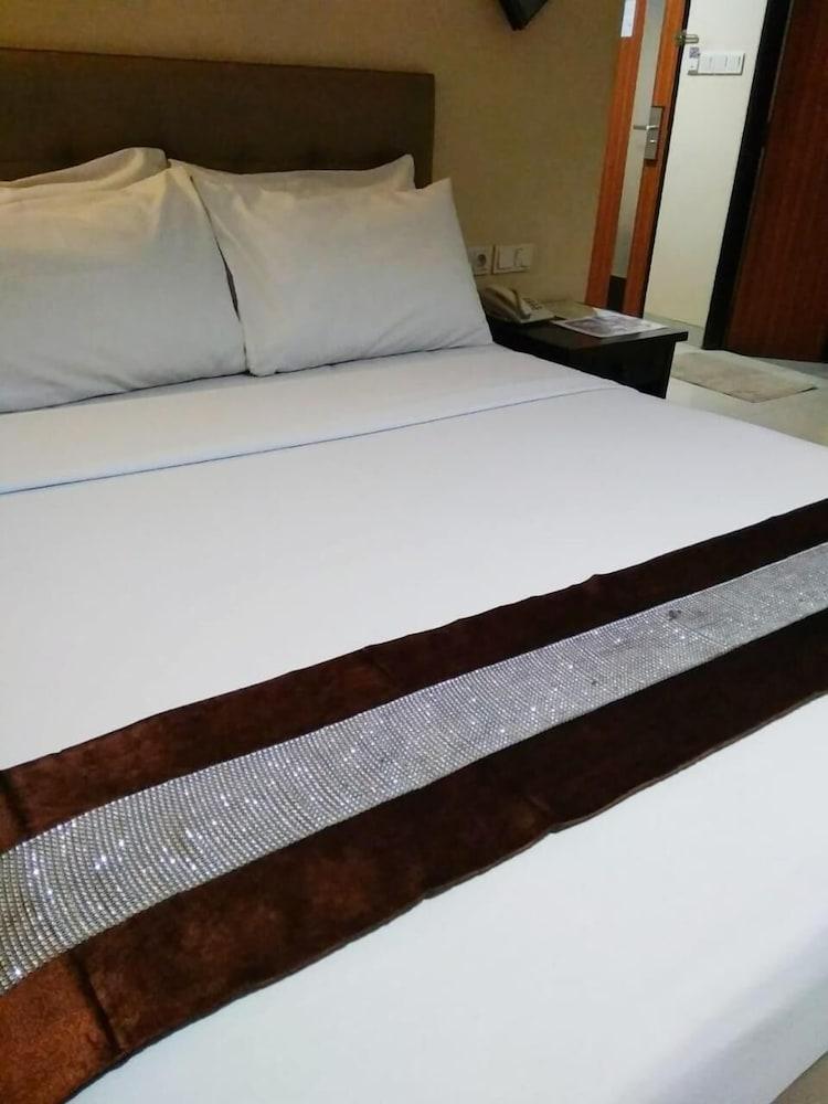Rota International Hotel Jakarta Luaran gambar